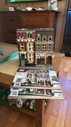 Lego pet shop