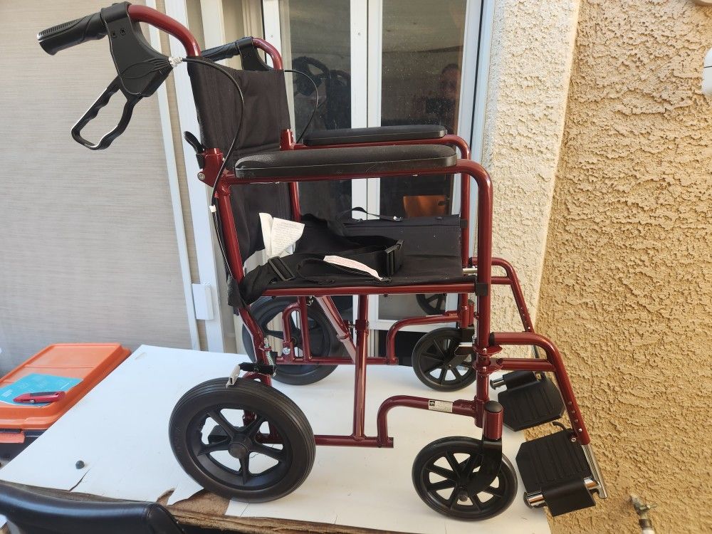 Medline Mobility Lightweight Wheelchair Brand New 