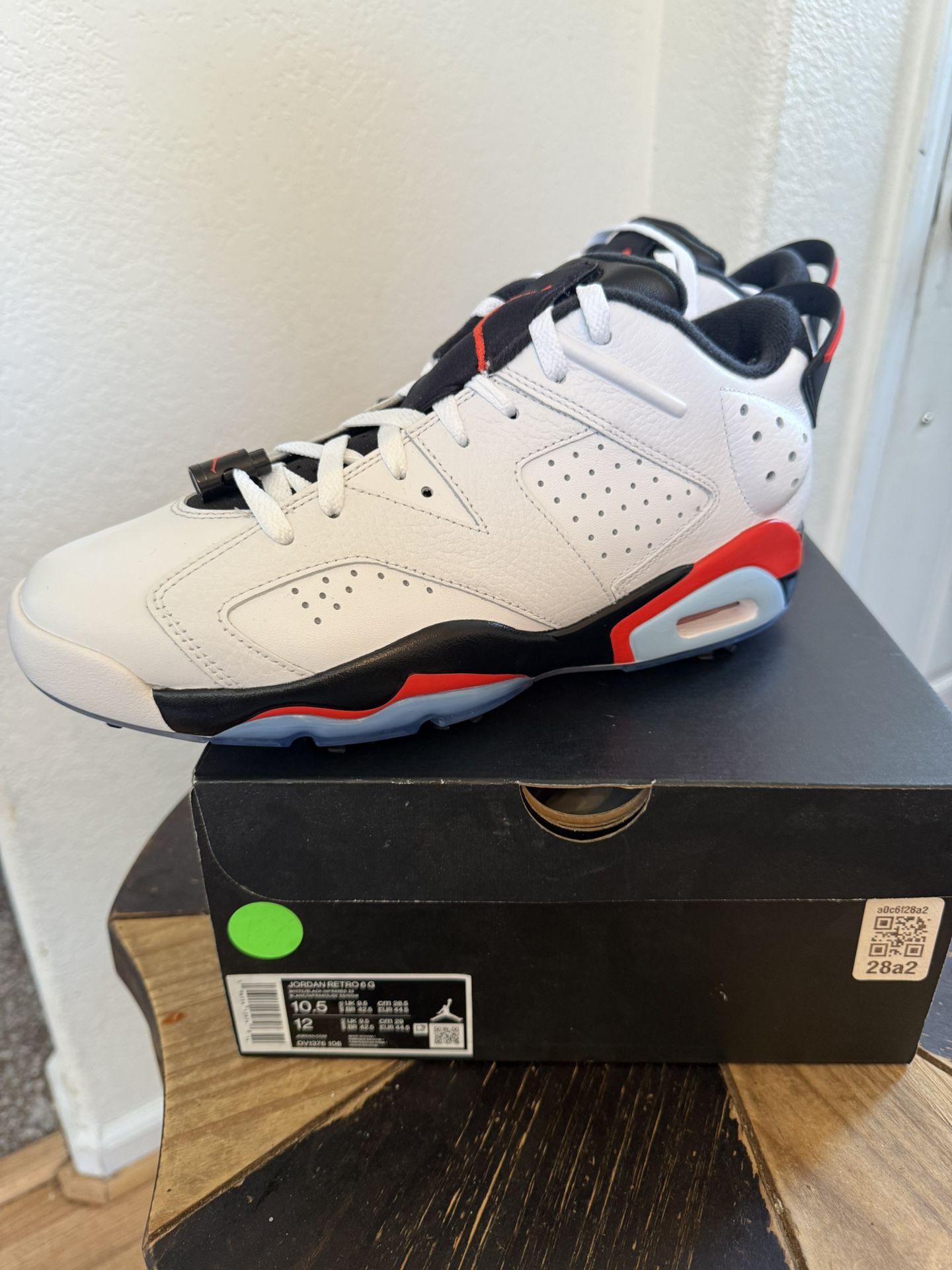 Jordan Retro 6 G  10.5 White/black Infrared
