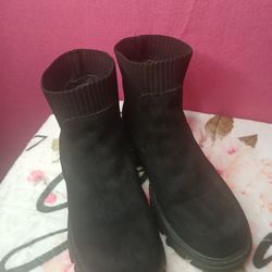 Girls Boots