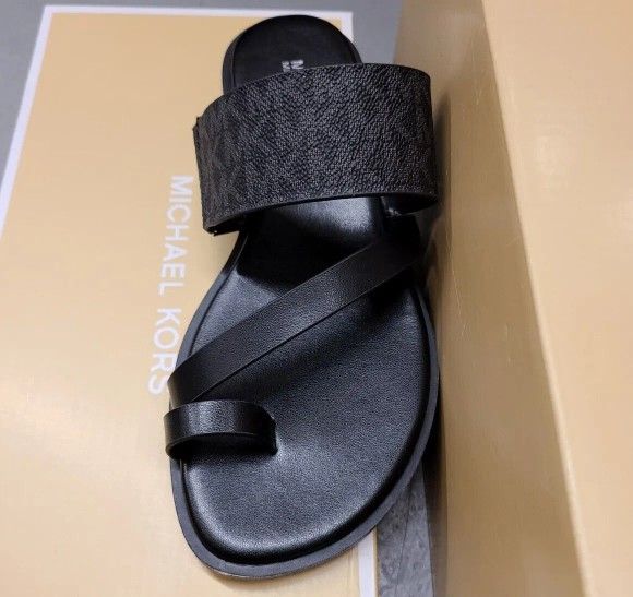 MICHAEL KORS MK mini Logo Toe Ring Sandals NELSON Flats