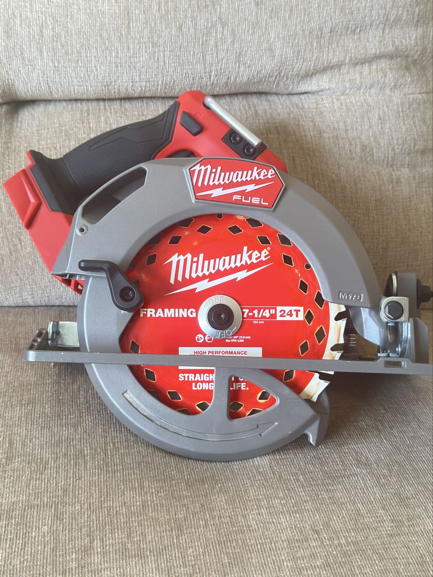Milwaukee 7 1/4 Circular Saw