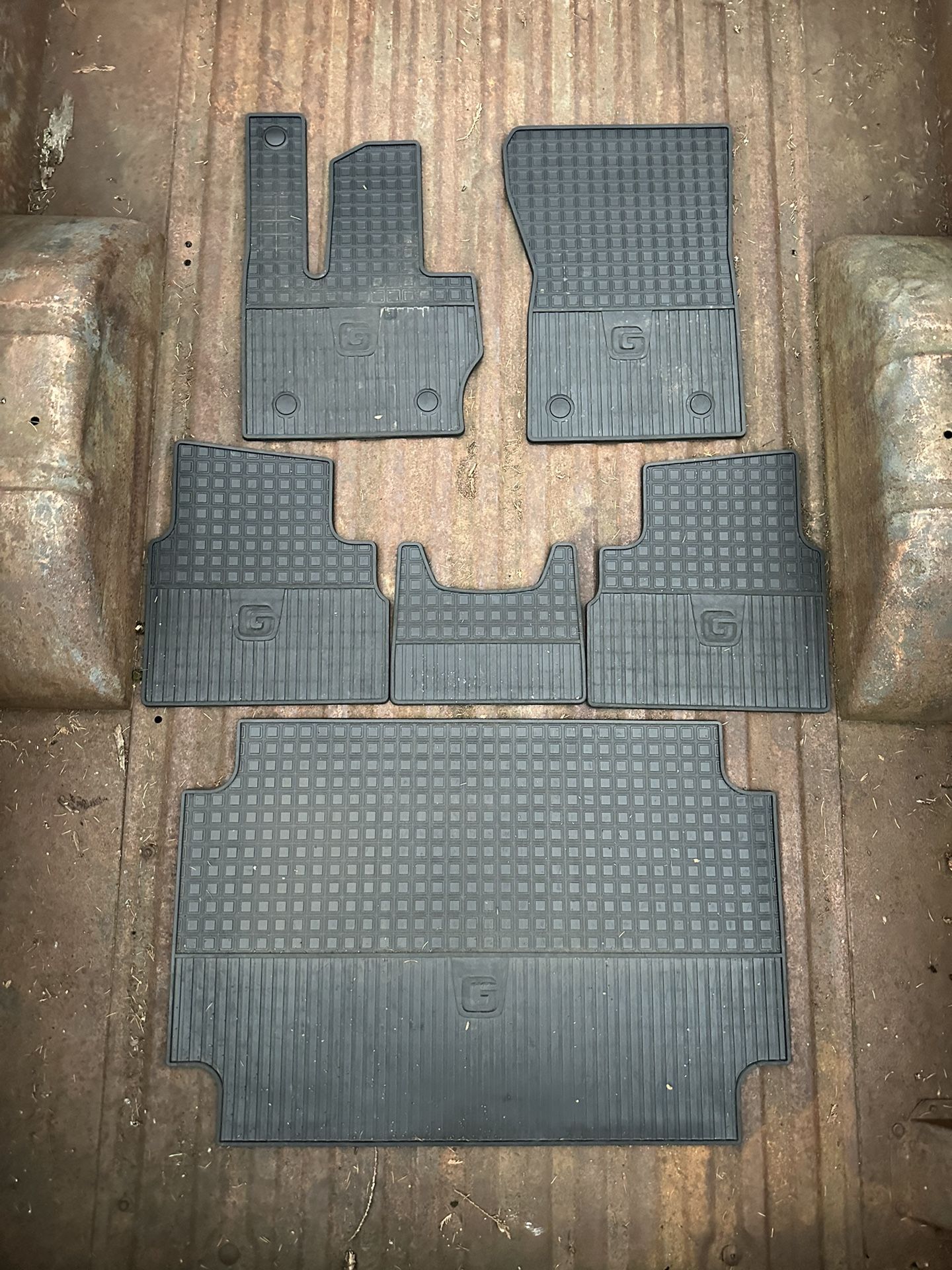 2019 2025 Mercedes G550 G63 Rubber Mats