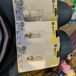 Ge quartz 100 Bulbs