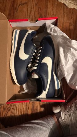 Nike Cortez 6.5 Men Size New 