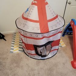 Rocket Tent 