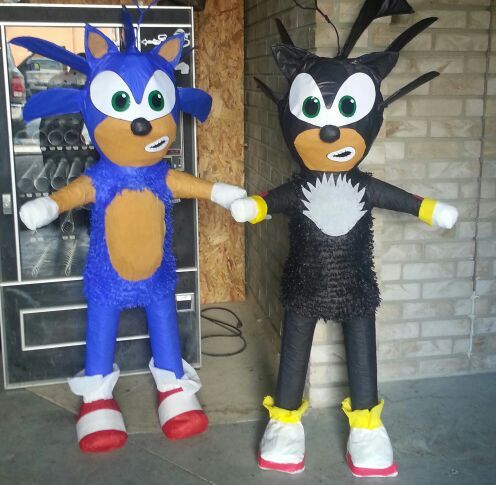 Sonic pinatas