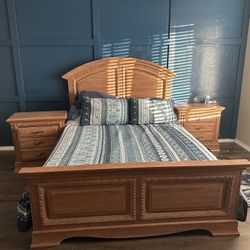Solid Wood Queen Bedroom Set