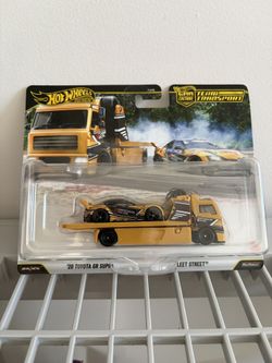 Hot Wheels Team Transport Toyota GR Supra Mk5