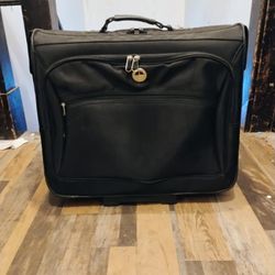 Travel Pro Garment Luggage 