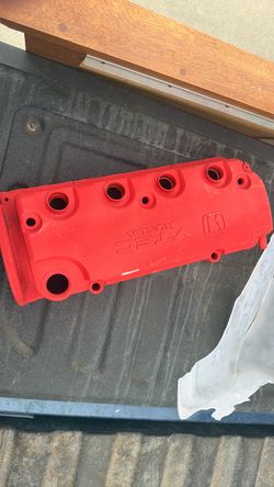 B16 valve cover