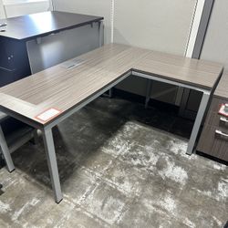 L Shape Office Desk In Driftwood Gray