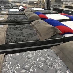 FALL CLEARANCE! BRAND NEW KING MATTRESS SETS $189 AND UP! FINANCING DELIVERY AVAILABLE!