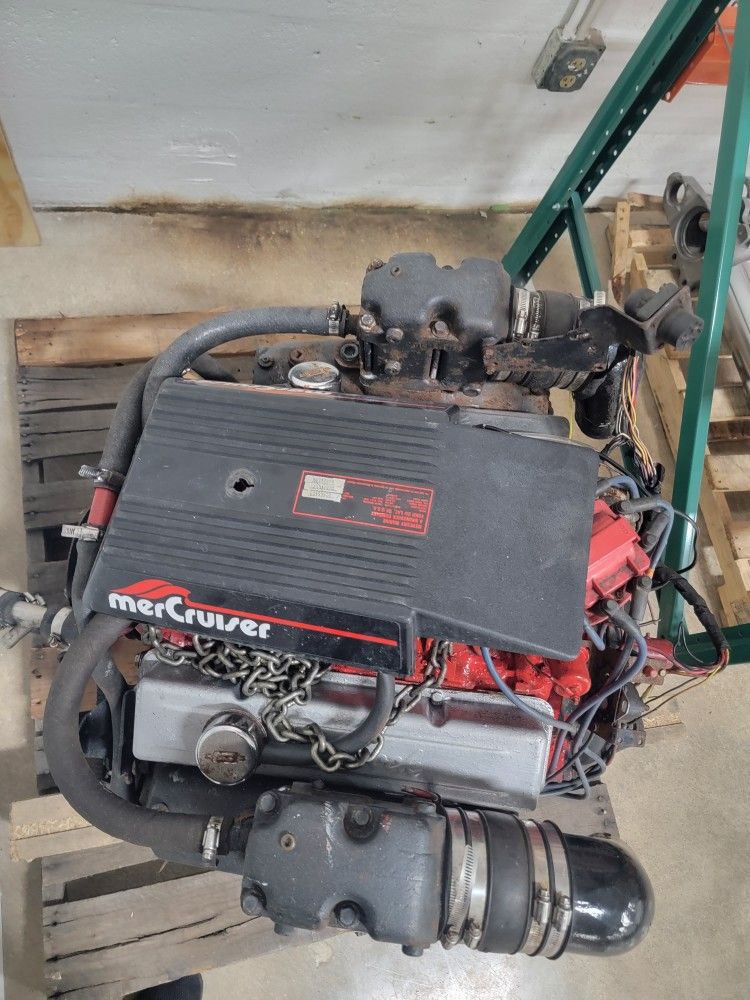 Mercruiser Boat ENGINE for Sale in Hialeah, FL OfferUp