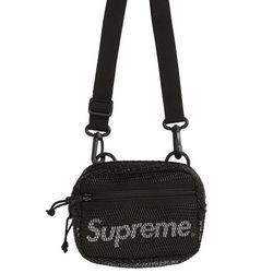 Supreme Small Shoulder Bag (SS20)