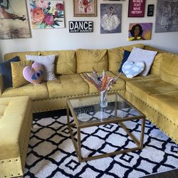 Living Room Set 800 OBO 