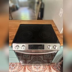 Samsung 30 Inch Electric Slide-In Range - Like New – Houston, TX