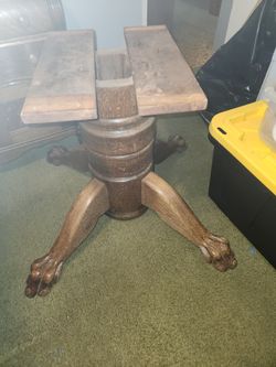 Antique claw foot dining table