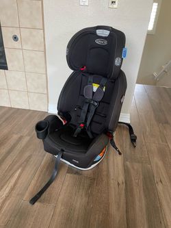 Graco GROW4ME Car Seat