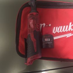 milwaukee 3/8 ratched with battery