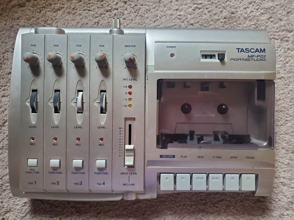 Tascam MF-P01 Cassette Recorder