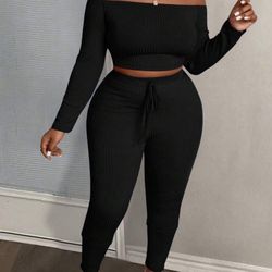 Shoulder Crop With Fitted Leggings 