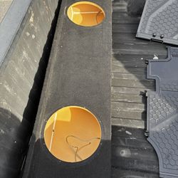 Chevy Under The Seat Speaker/subwoofer Box 