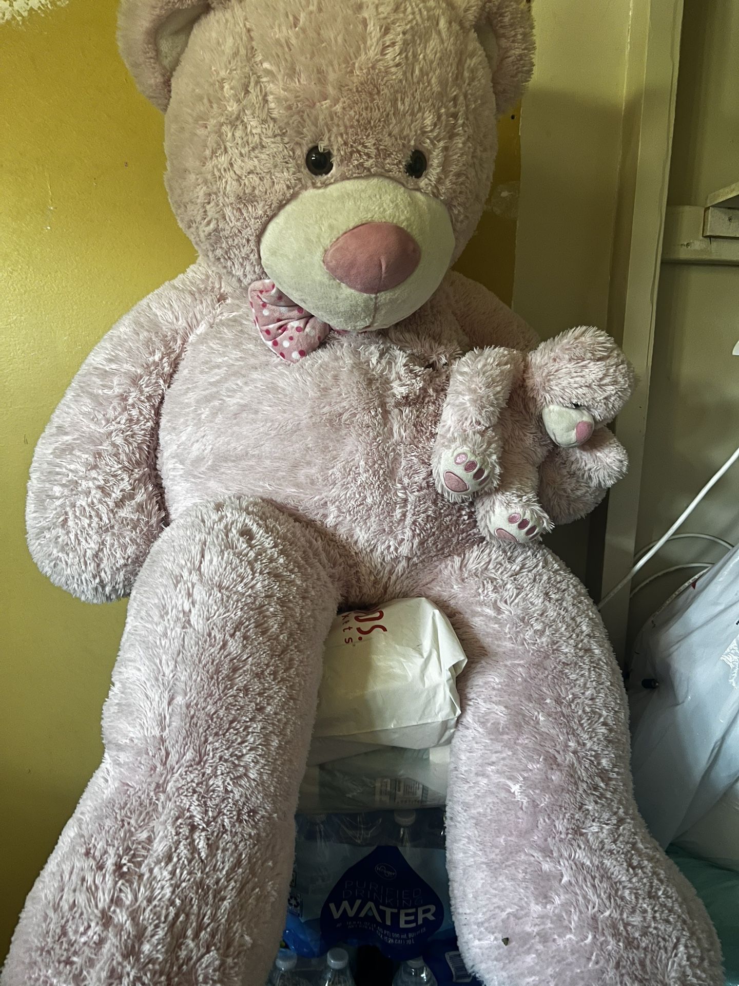 HUGE PINK TEDDY BEAR
