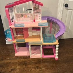 Barbie dream house 