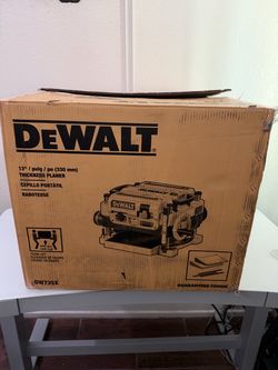 Dewalt Thickness Planer