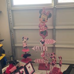 Minie Mouse Party Decorations 