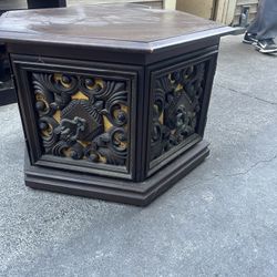Furniture Table