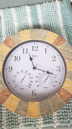 Toks outdoor clock
