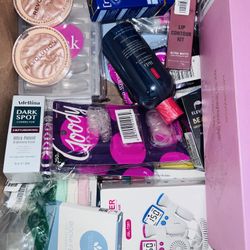 Box Of Mixed Beauty Products (26 Item)