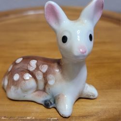Vtg Small Spotted Deer Collectible Figurine