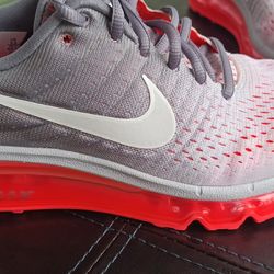 Women's Nike Air Max 2017