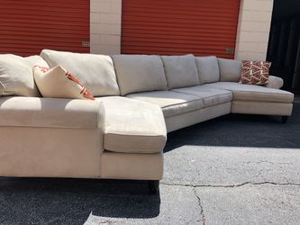 Havertys Amalfi Sectional For In