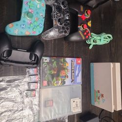Nintendo Switch Games And Controllers 