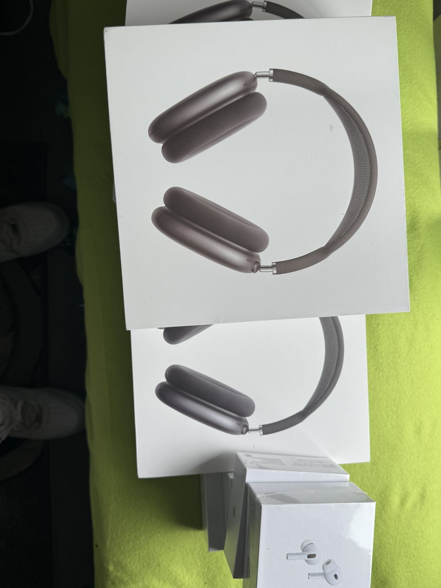 AirPods Pro 2 Generation And AirPod Maxes