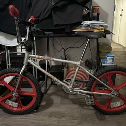 Old BMX Survivor 1980' Schwinn Mag Scrambler Mint Condition