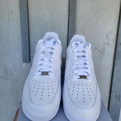 ▪︎Air Force 1 07 Men Triple White $75
