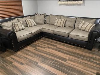 Large L-Shaped Sectional Sofa with Nailhead Trim