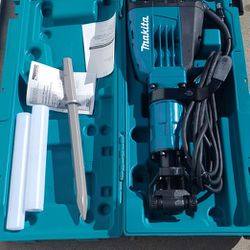 Makita 14 Amp 1-1/8 in. Hex Corded Variable Speed 35 lb. Demolition Hammer w/ Soft Start, LED, (1) Bull Point and Hard Case

Brand New Cash Or Zelle 