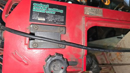 Band saw