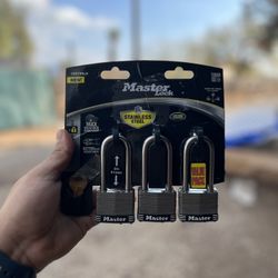 New MASTER LOCK Stainless Steel Outdoor Keyed Padlock, 1-3/4-in Wide × 2-in Shackle Keyed Alike (3-Pack)