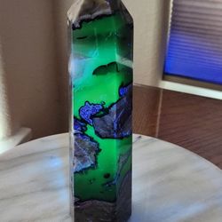2 Lb (899g) Druzy Volcano Agate Tower Reactive With UV Lights 