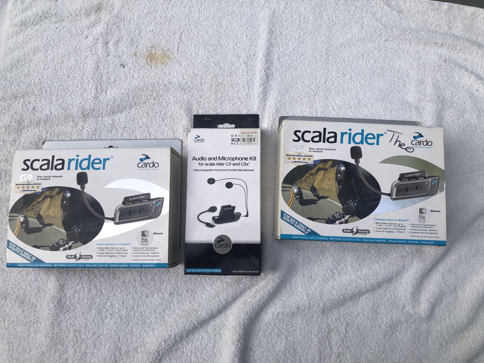 Cardo Scala Rider G9 (2 Units) + Half Helmet Kit