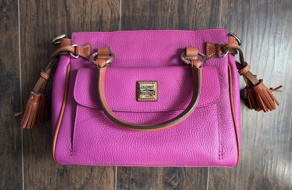 Dooney And Bourke Magenta Purse