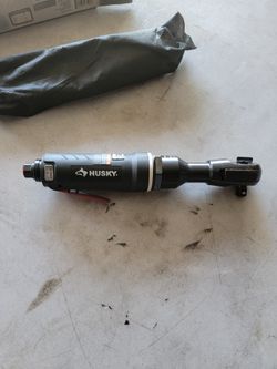 Husky Ratchet