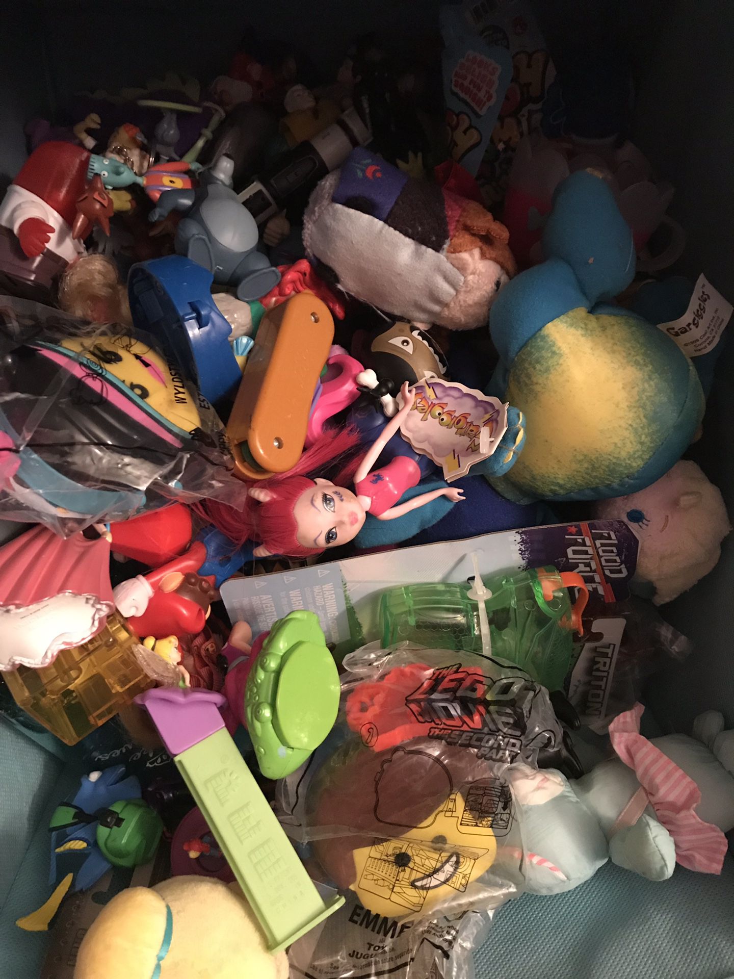 HUGE Mixed lot of toys action figures etc